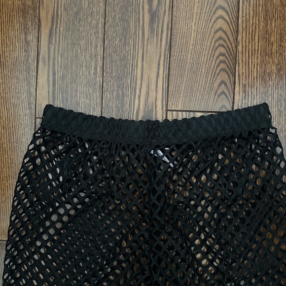 SHEIN Black Fishnet Bike Shorts - Picture 3 of 4